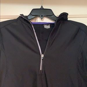 Hind black workout top Small